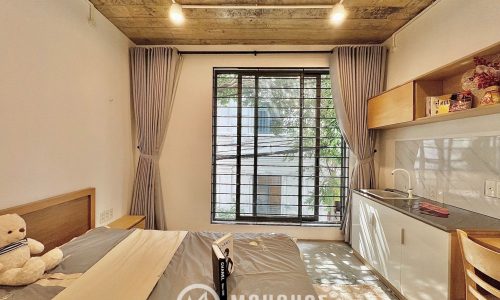Industrial Studio – Không Gian Sống Tối Giản, Ngập Tràn Ánh Sáng