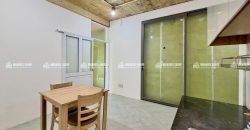 Industrial 1-Bedroom – Không Gian Sống Riêng Tư, Tràn Ngập Ánh Sáng
