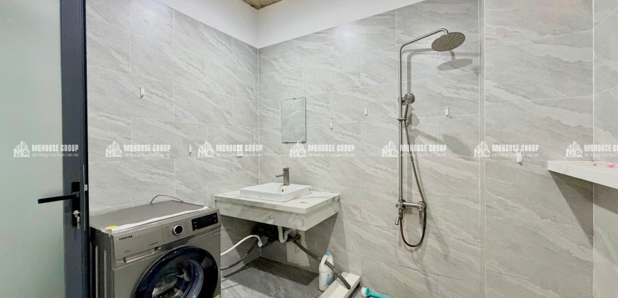 Warm Industrial 1-Bedroom – Không Gian Sống Ấm Cúng & Riêng Tư