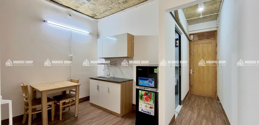Warm Industrial 1-Bedroom – Không Gian Sống Ấm Cúng & Riêng Tư